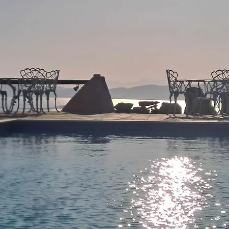 Dorothea Panoramic * Nisoi